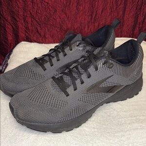 Brooks Men's Black Running Shoes